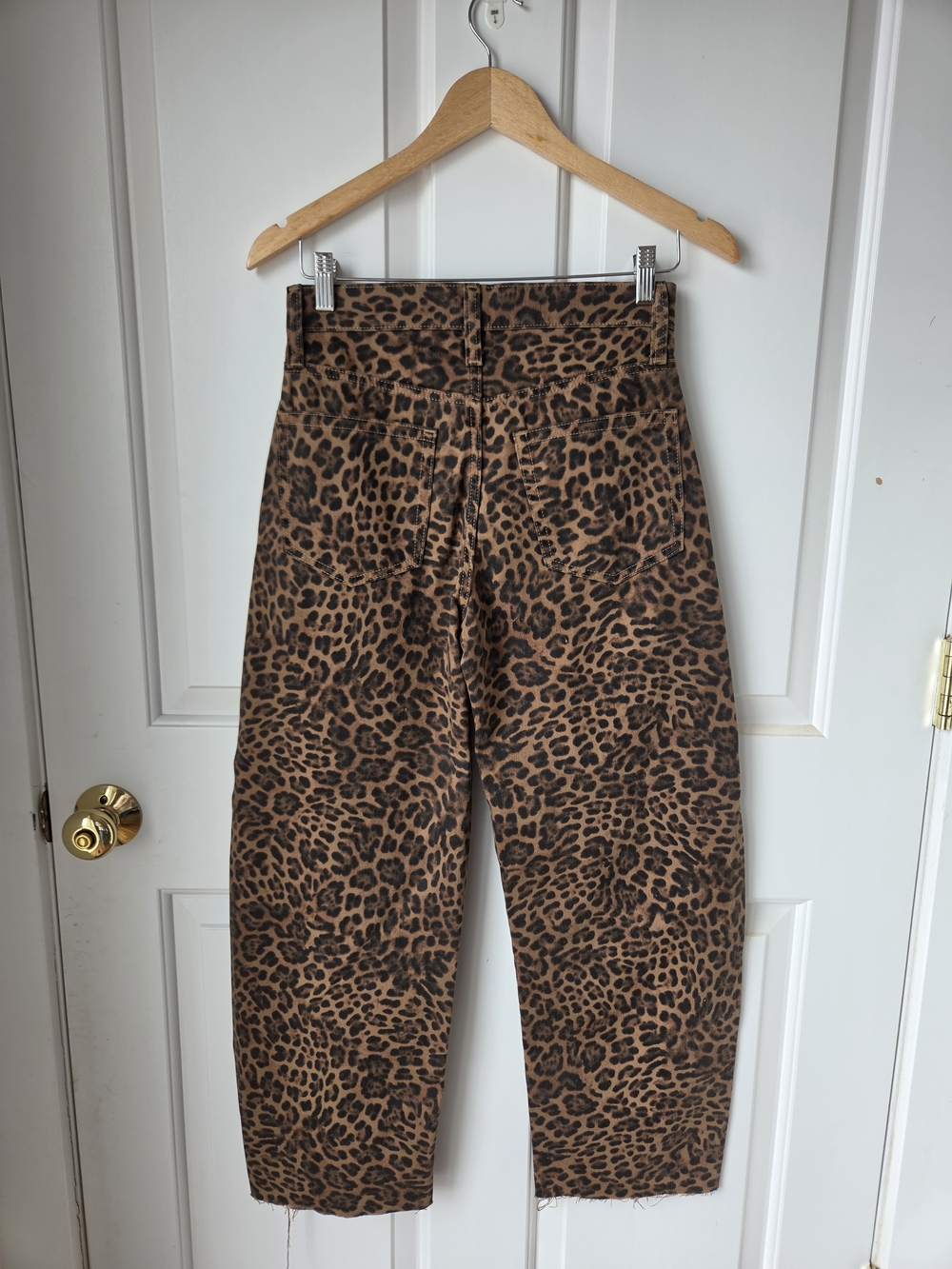 GAP Leopard Print Jeans - Picture 2 of 3